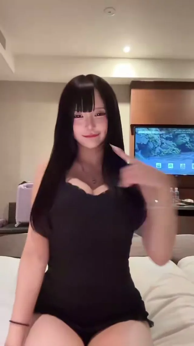 @ie9jr 美人OL オナニー 過激 Twitterエロ動画 @ie9jr の投稿動画 シーン2