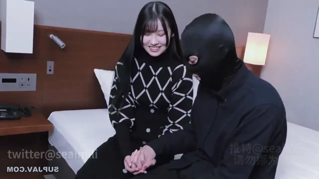 @lesliewood73114 清楚系 潮吹き 必見 SNS流出動画 @LeslieWood73114 の投稿動画 シーン1