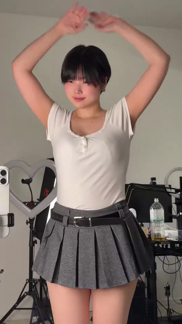 パイパン コスプレ 厳選 裏アカ動画 パイパン コスプレ 厳選 裏アカ動画 シーン4