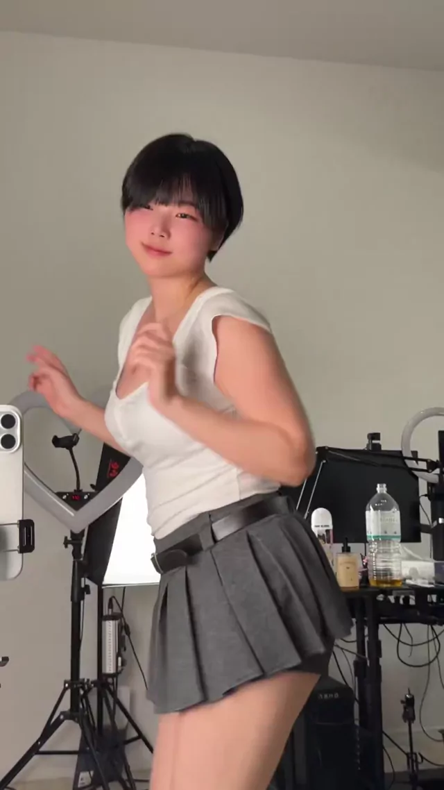 パイパン コスプレ 厳選 裏アカ動画 パイパン コスプレ 厳選 裏アカ動画 シーン10