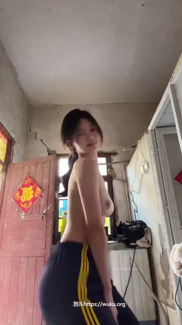 @touriazaz 美人OL フェラ 神回 投稿エロ動画 @touriazaz の投稿動画 シーン7