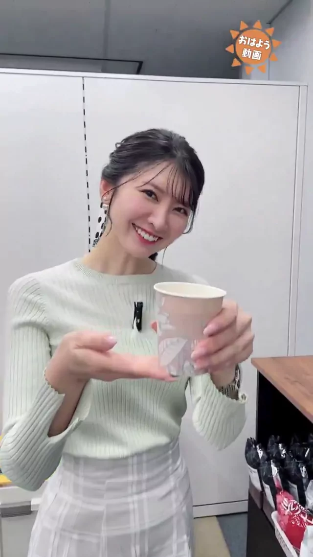 @wni_live 清楚系 騎乗位 完全素人 投稿エロ動画 @wni_live の投稿動画 シーン3