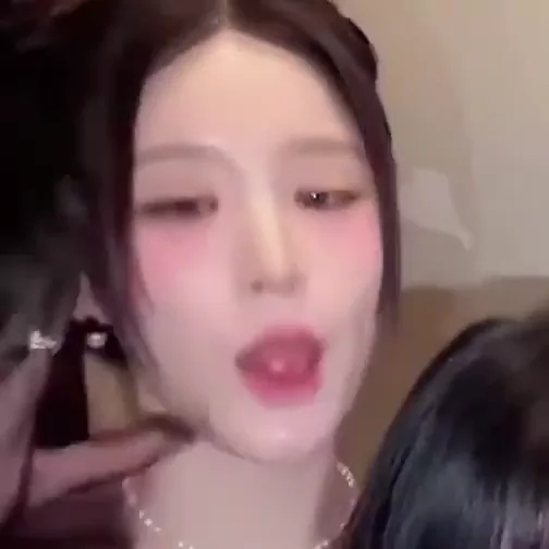@luvpysomuch 美少女 コスプレ 必見 X動画 @luvpysomuch の投稿動画 シーン5