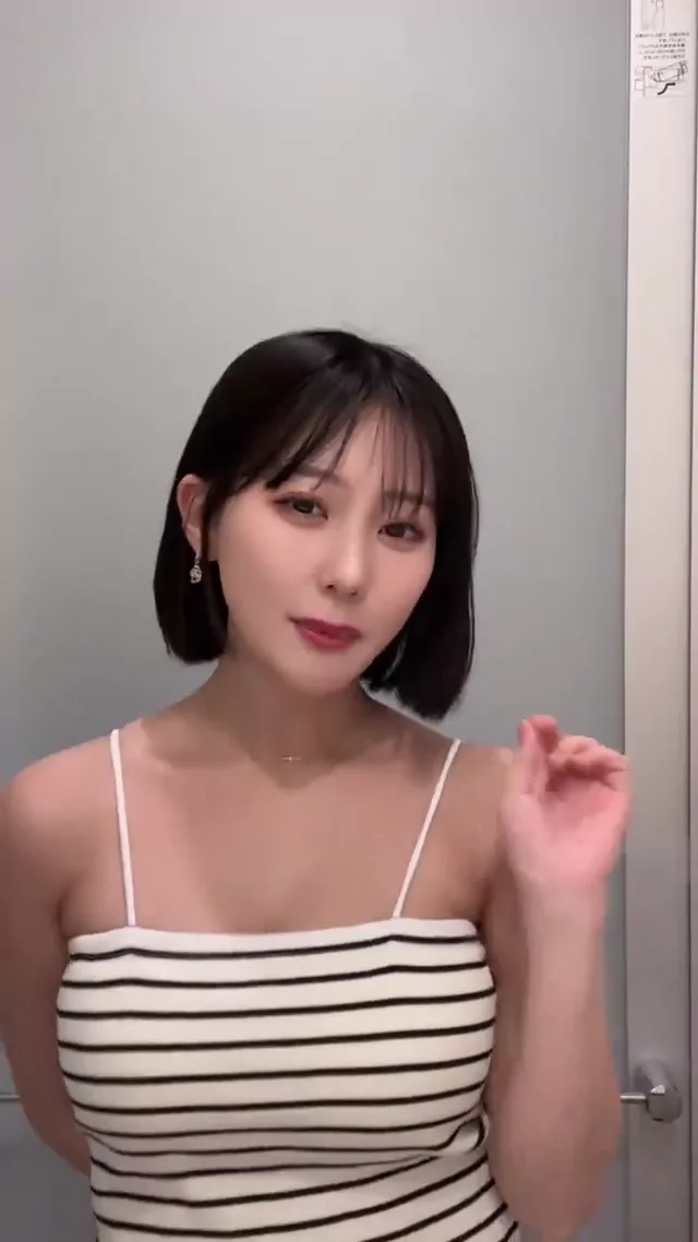 @mikurindog パイパン 騎乗位 完全素人 投稿エロ動画 はーい、大好き? #田中美久 #みくりん シーン5