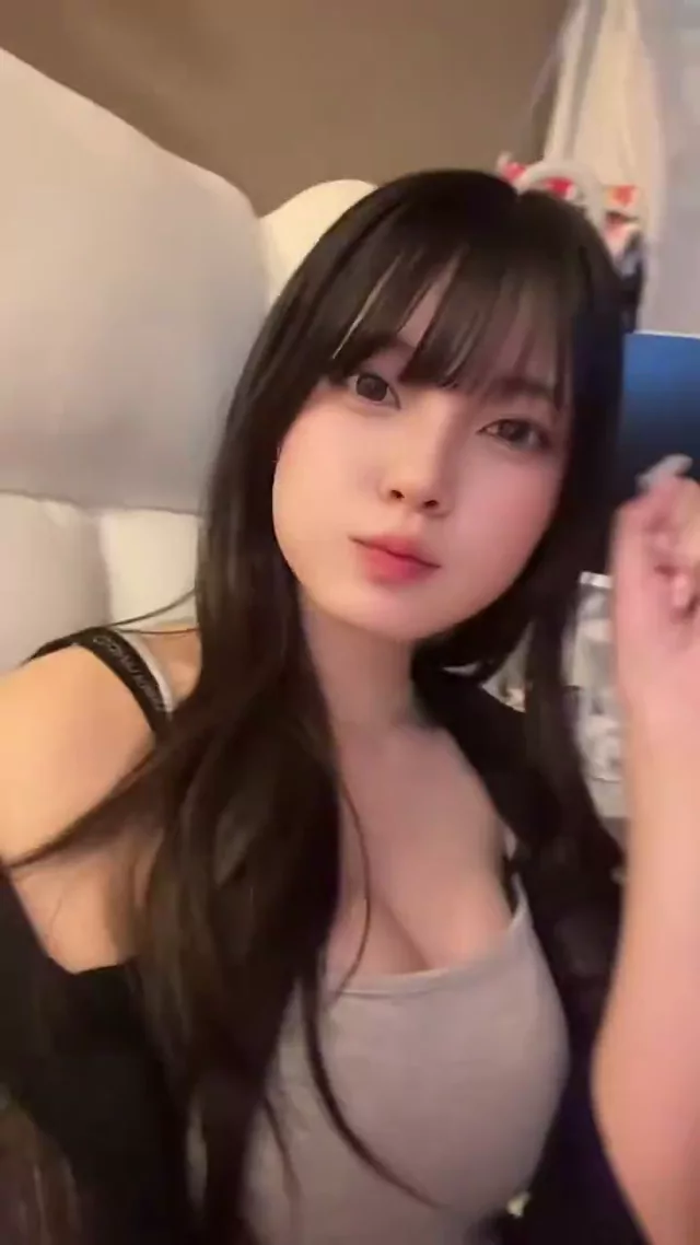@u77o9p 人妻 潮吹き 高画質 裏アカ動画 @u77o9p の投稿動画 シーン8