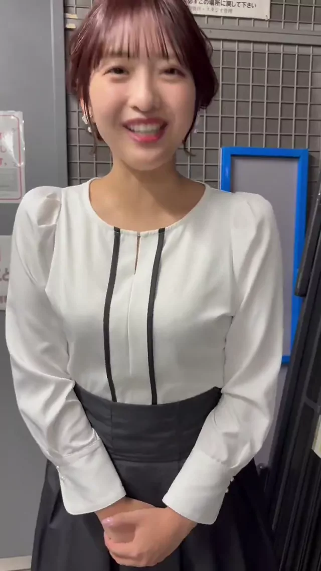 @mrsunday_tv 美人OL コスプレ 厳選 裏アカ動画 @mrsunday_tv の投稿動画 シーン8