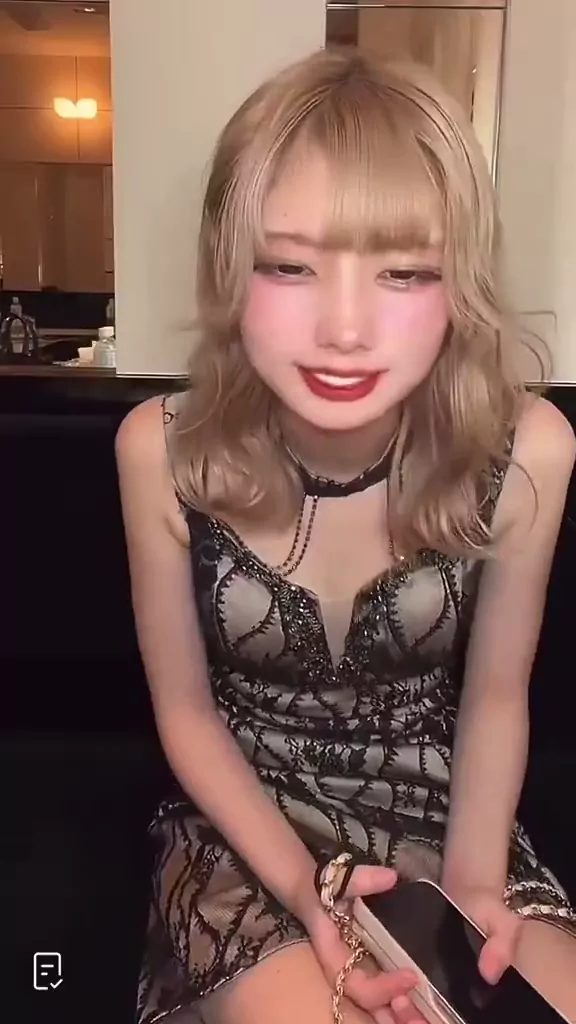 @nindama1984 美人OL 流出 神回 X動画 @nindama1984 の投稿動画 シーン1