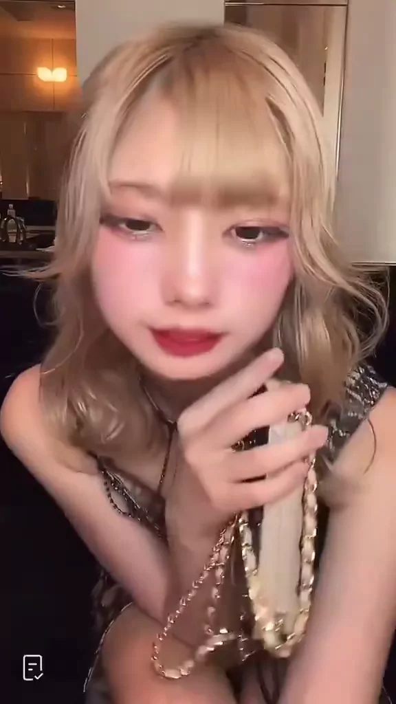 @nindama1984 美人OL 流出 神回 X動画 @nindama1984 の投稿動画 シーン4