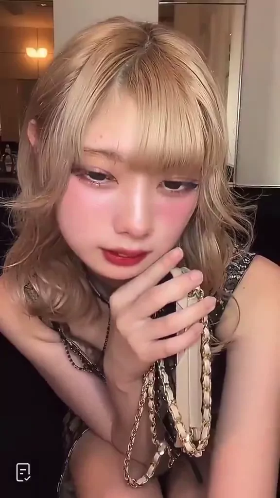 @nindama1984 美人OL 流出 神回 X動画 @nindama1984 の投稿動画 シーン6