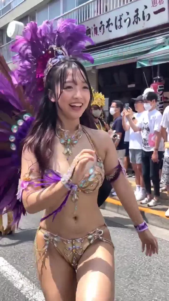 @torotoromoney ギャル 騎乗位 完全素人 Twitterエロ動画 @torotoromoney の投稿動画 シーン9
