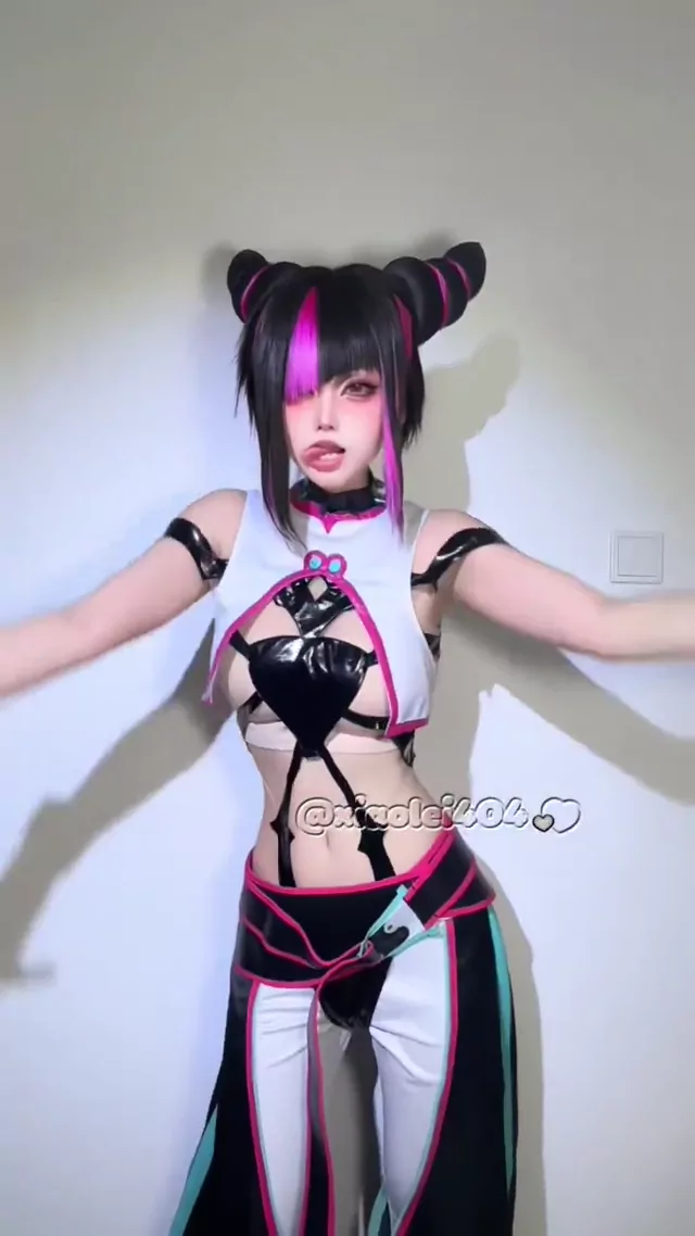 @xiaolei404 人妻 コスプレ リアル 投稿エロ動画 @xiaolei404 の投稿動画 シーン1