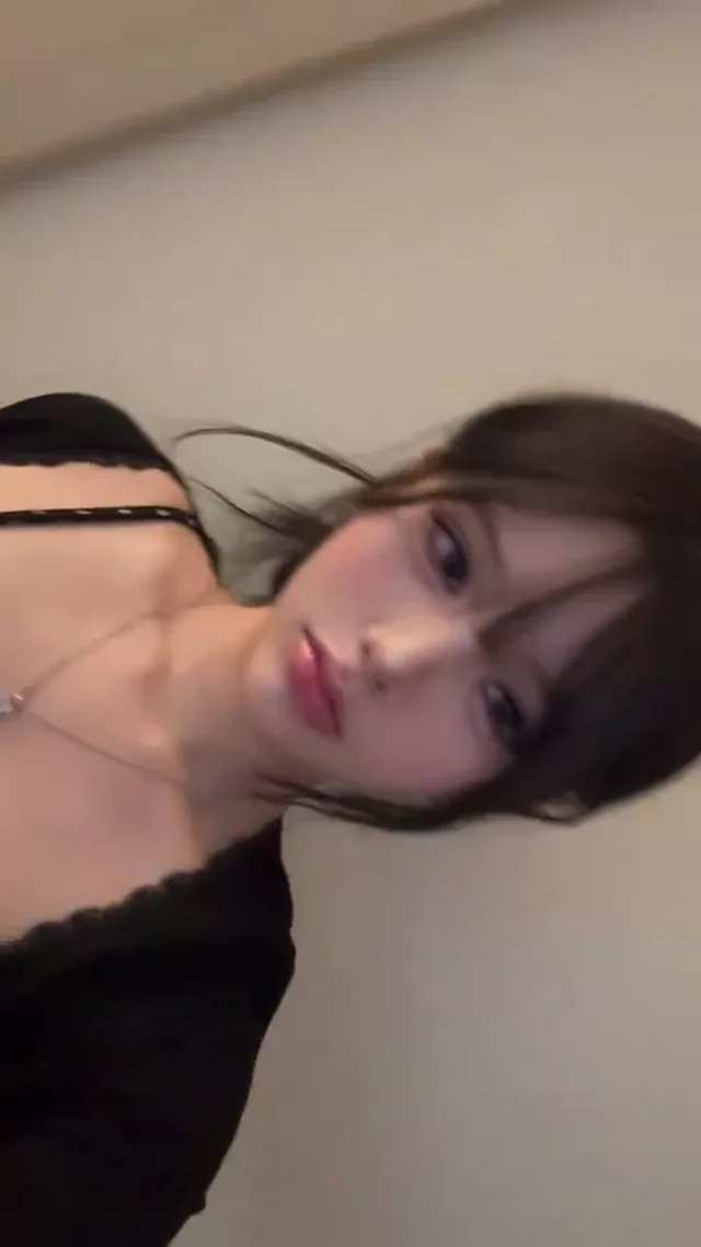 @zddshuu 美人OL 潮吹き 過激 Twitterエロ動画 @zddshuu の投稿動画 シーン6