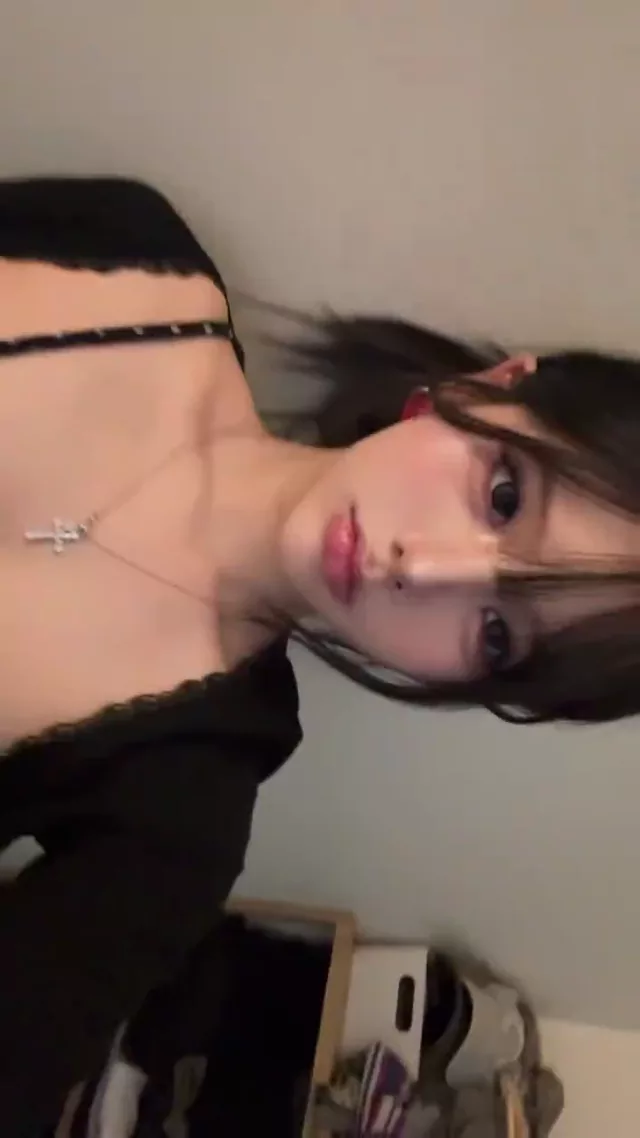 @zddshuu 美人OL 潮吹き 過激 Twitterエロ動画 @zddshuu の投稿動画 シーン7