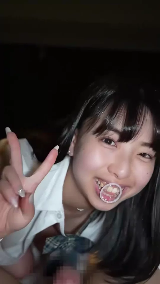 @suitaa_ona_kaaa 清楚系 露出 完全素人 X動画 @suitaa_ona_kaaa の投稿動画 シーン10
