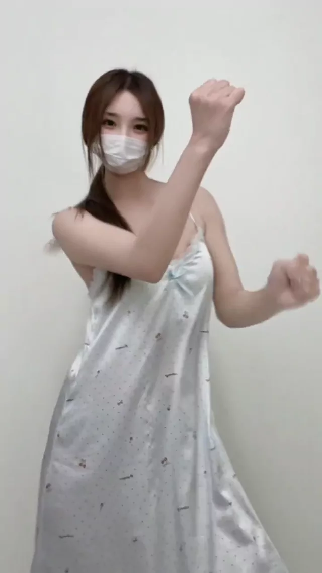 @cadd0600 清楚系 コスプレ 話題 SNS流出動画 @cadd0600 の投稿動画 シーン5