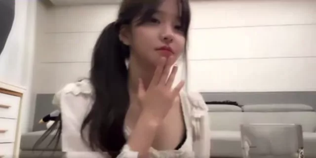 @nesuto_burp 美人OL 潮吹き 厳選 SNS流出動画 ゲップ音が汚くてヌける…w シーン6