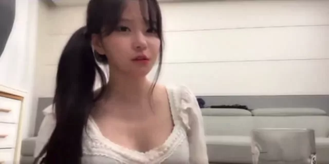 @nesuto_burp 美人OL 潮吹き 厳選 SNS流出動画 ゲップ音が汚くてヌける…w シーン10