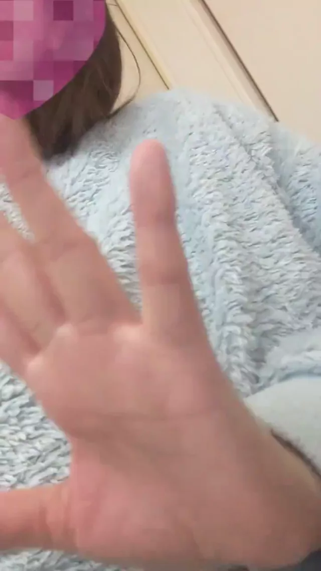 @S_MILF_ch 美人OL 流出 完全素人 裏アカ動画 昨日の続き お風呂前のしずぱい体操 フルバージョン シーン10