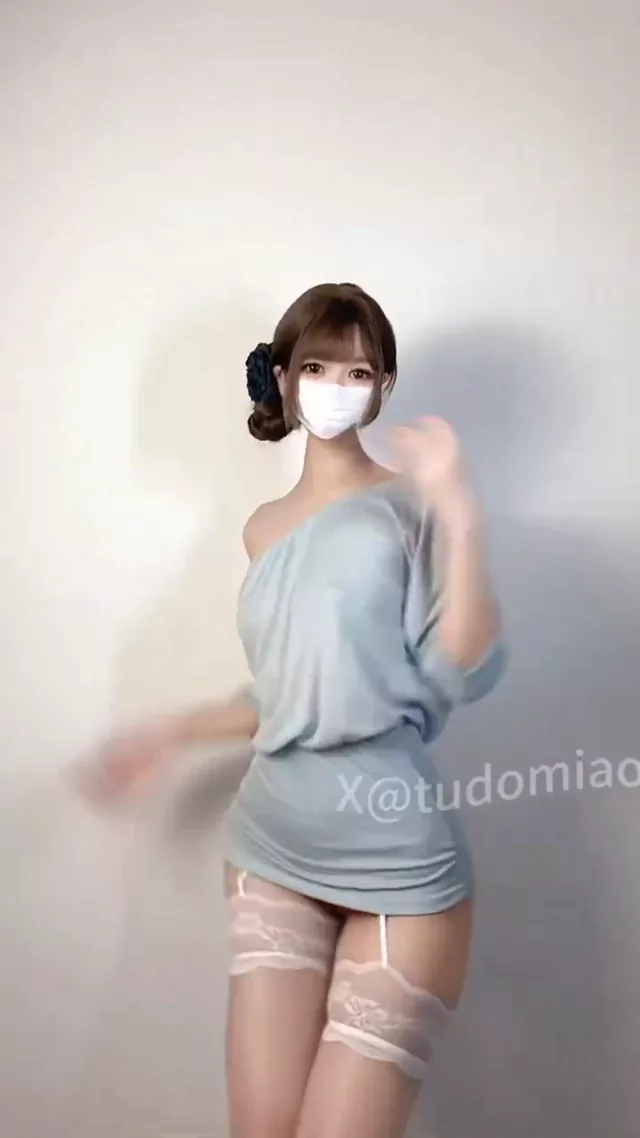 @tudomiao スレンダー コスプレ 必見 投稿エロ動画 @tudomiao の投稿動画 シーン2