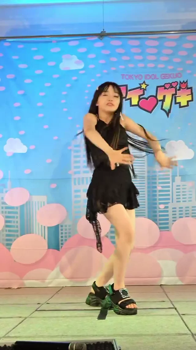 @yashusanmujitsu スレンダー オナニー 厳選 SNS流出動画 2025.6.15 東京アイドル劇場 星月姫 らんちゃ シーン3