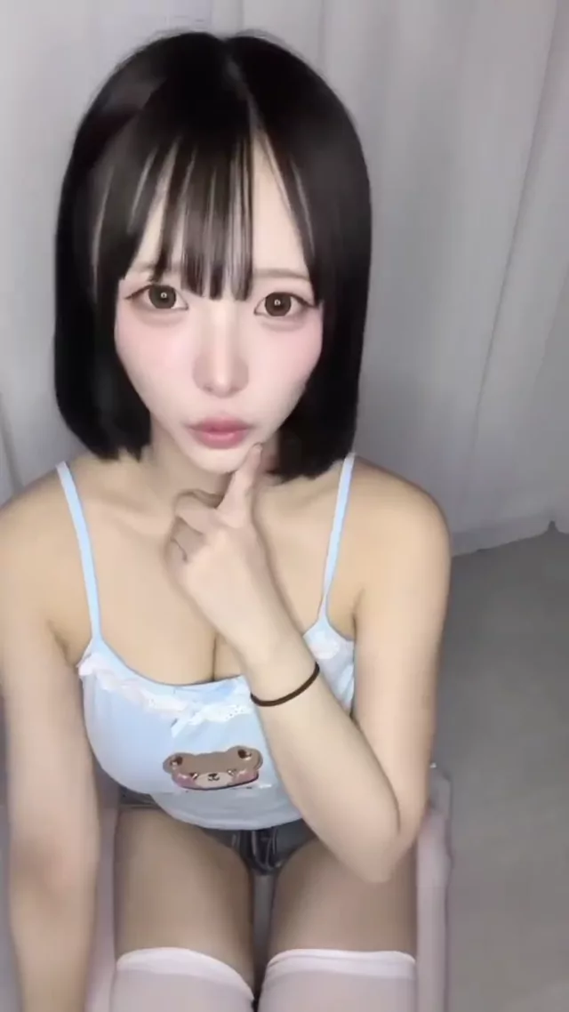 @rmi9y 女子大生 流出 厳選 SNS流出動画 @rmi9y の投稿動画 シーン4