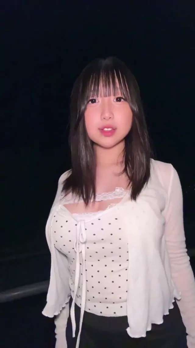 @ritsuki0625 ギャル 露出 話題 Twitterエロ動画 @ritsuki0625 の投稿動画 シーン2
