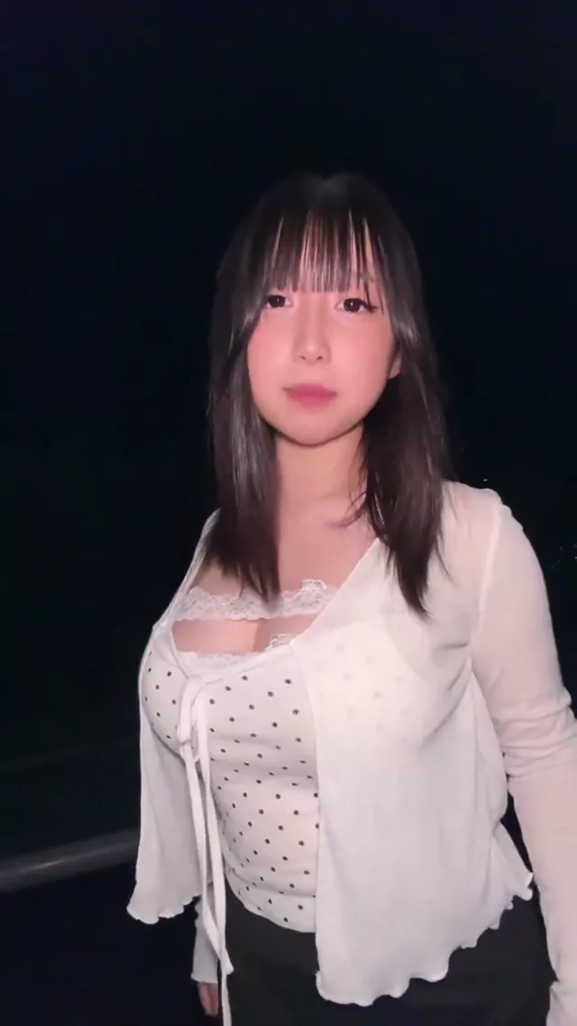 @ritsuki0625 ギャル 露出 話題 Twitterエロ動画 @ritsuki0625 の投稿動画 シーン5