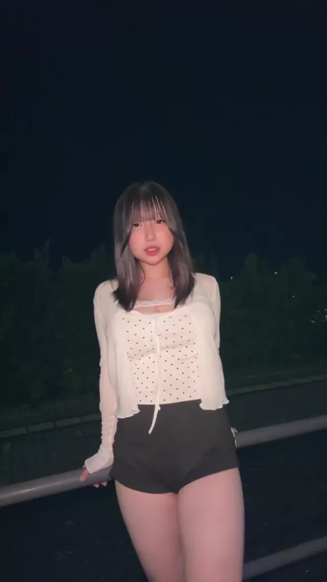 @ritsuki0625 ギャル 露出 話題 Twitterエロ動画 @ritsuki0625 の投稿動画 シーン9