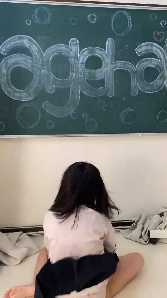 @yumekawa8_ 素人 中出し 完全素人 裏アカ動画 ドラマや映画よりもこれが一番のおすすめ！ #TikTok シーン10