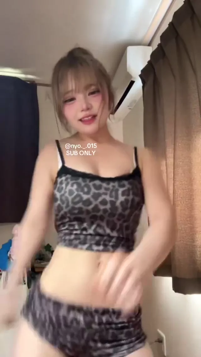 @ysxwo 美人OL コスプレ 必見 投稿エロ動画 @ysxwo の投稿動画 シーン5