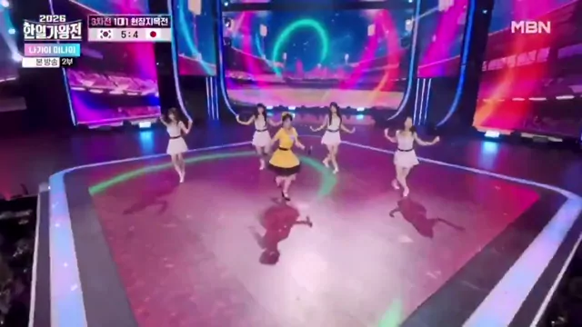 @80s_idol_club 女子大生 騎乗位 厳選 X動画 @80s_idol_club の投稿動画 シーン4