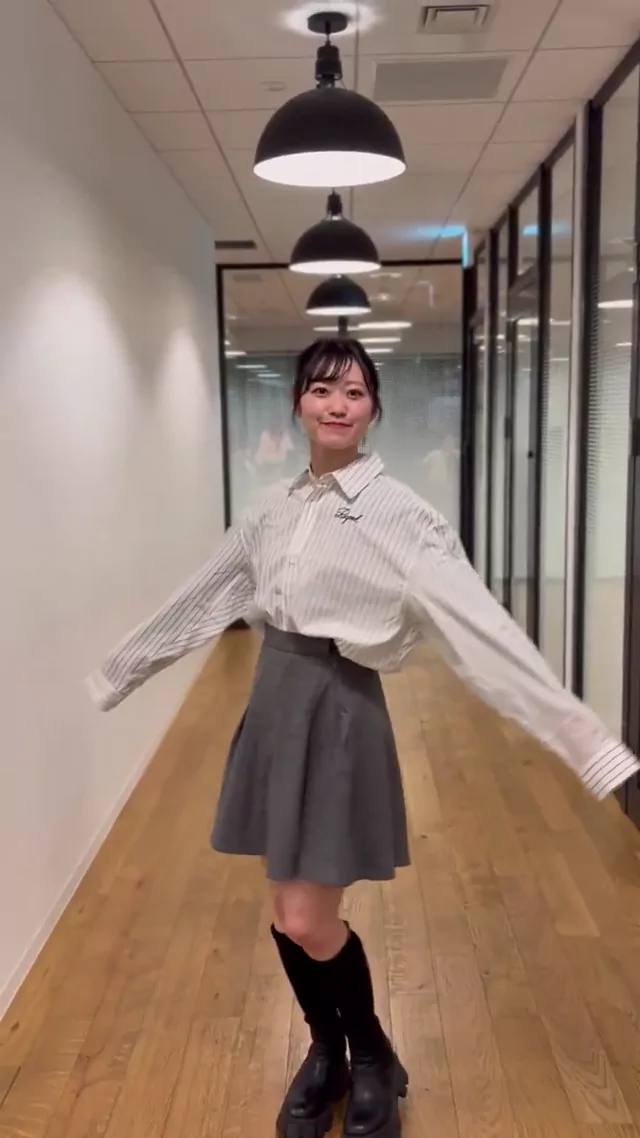 @1tsuki_yurik0 女子大生 フェラ 高画質 SNS流出動画 ReZARDを158cmが着てみた！ シャツイン シャツア シーン2
