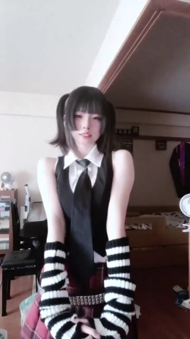 @hime__u_u_ 人妻 潮吹き 厳選 裏アカ動画 @hime__u_u_ の投稿動画 シーン4