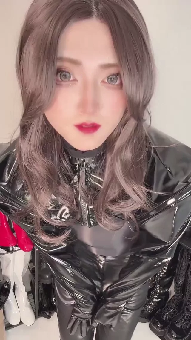 @D_Rei_uno 美人OL 流出 過激 投稿エロ動画 レザー好きには堪らないね？? シーン1