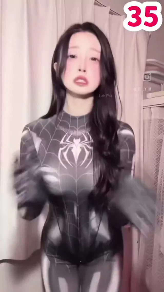 @nyanko_cola 美人OL 個人撮影 完全素人 SNS流出動画 @nyanko_cola の投稿動画 シーン6
