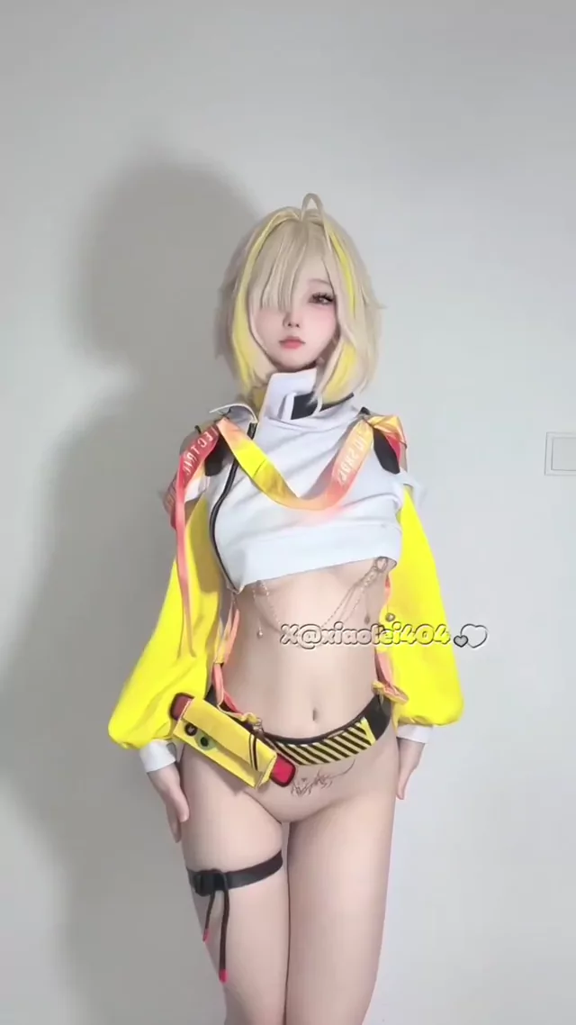 @xiaolei404 美人OL コスプレ 厳選 SNS流出動画 @xiaolei404 の投稿動画 シーン1