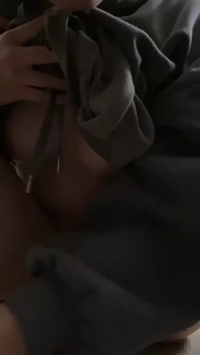 @ahoodayo02 美人OL オナニー 必見 X動画 @ahoodayo02 の投稿動画 シーン5