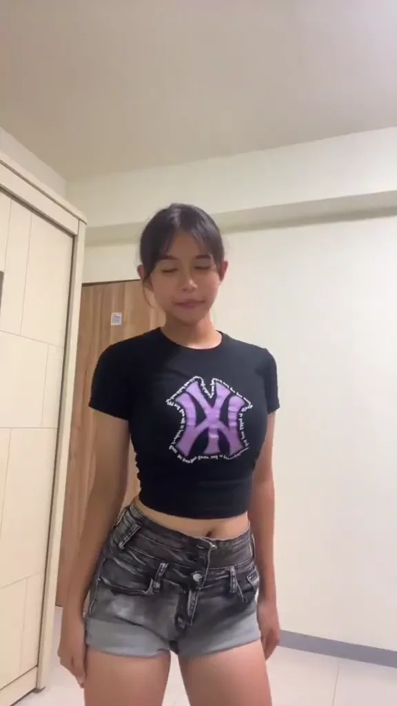 パイパン 潮吹き 高画質 裏アカ動画 パイパン 潮吹き 高画質 裏アカ動画 シーン1