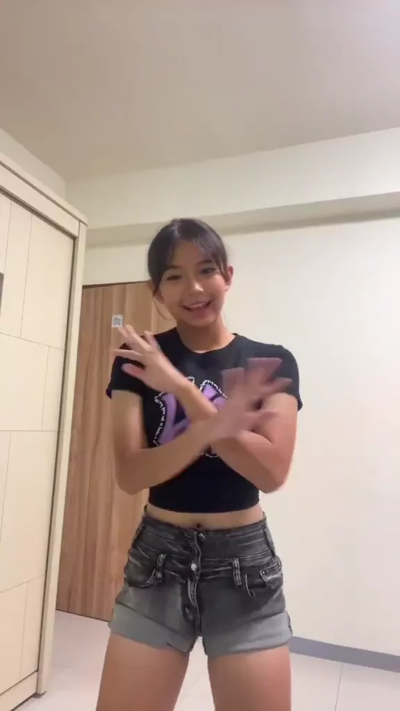 パイパン 潮吹き 高画質 裏アカ動画 パイパン 潮吹き 高画質 裏アカ動画 シーン6