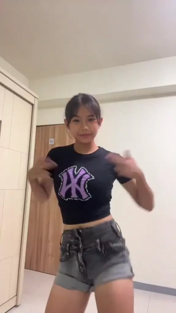 パイパン 潮吹き 高画質 裏アカ動画 パイパン 潮吹き 高画質 裏アカ動画 シーン8
