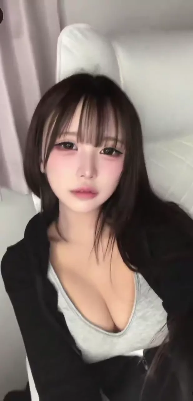 @wrrq6i 美少女 フェラ 高画質 投稿エロ動画 @wrrq6i の投稿動画 シーン6
