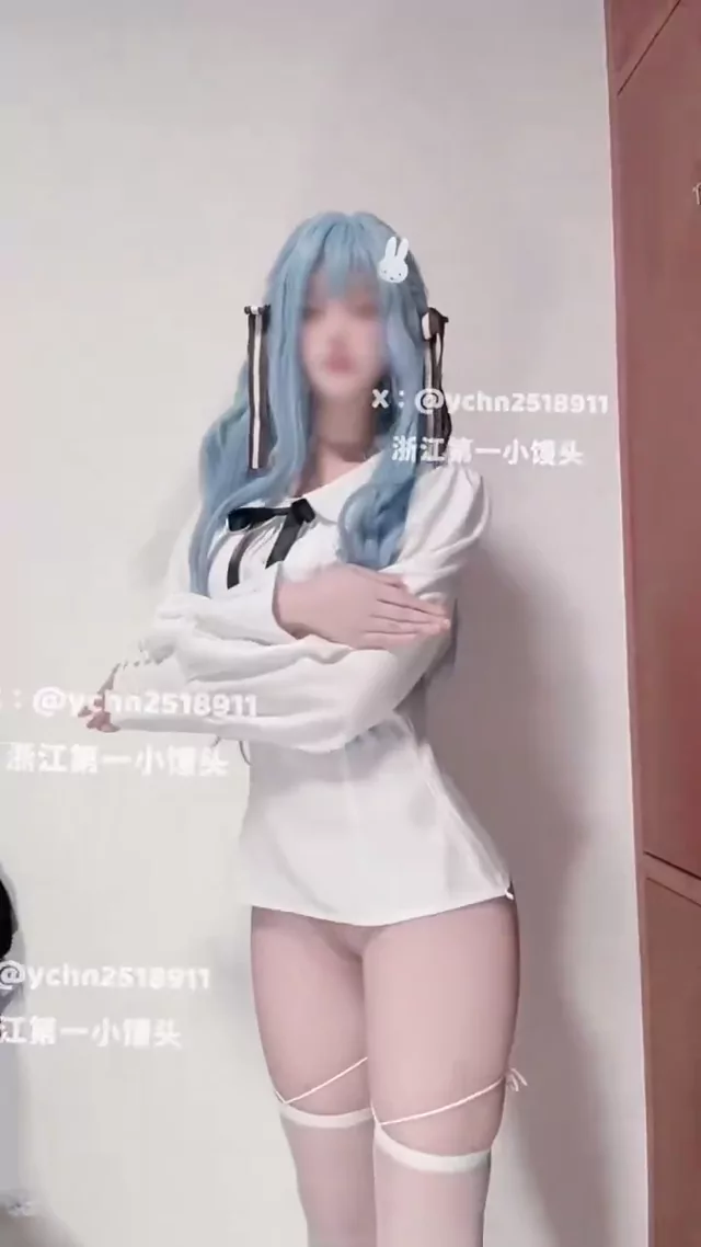 @ychn2518911 美人OL 露出 リアル X動画 @ychn2518911 の投稿動画 シーン7