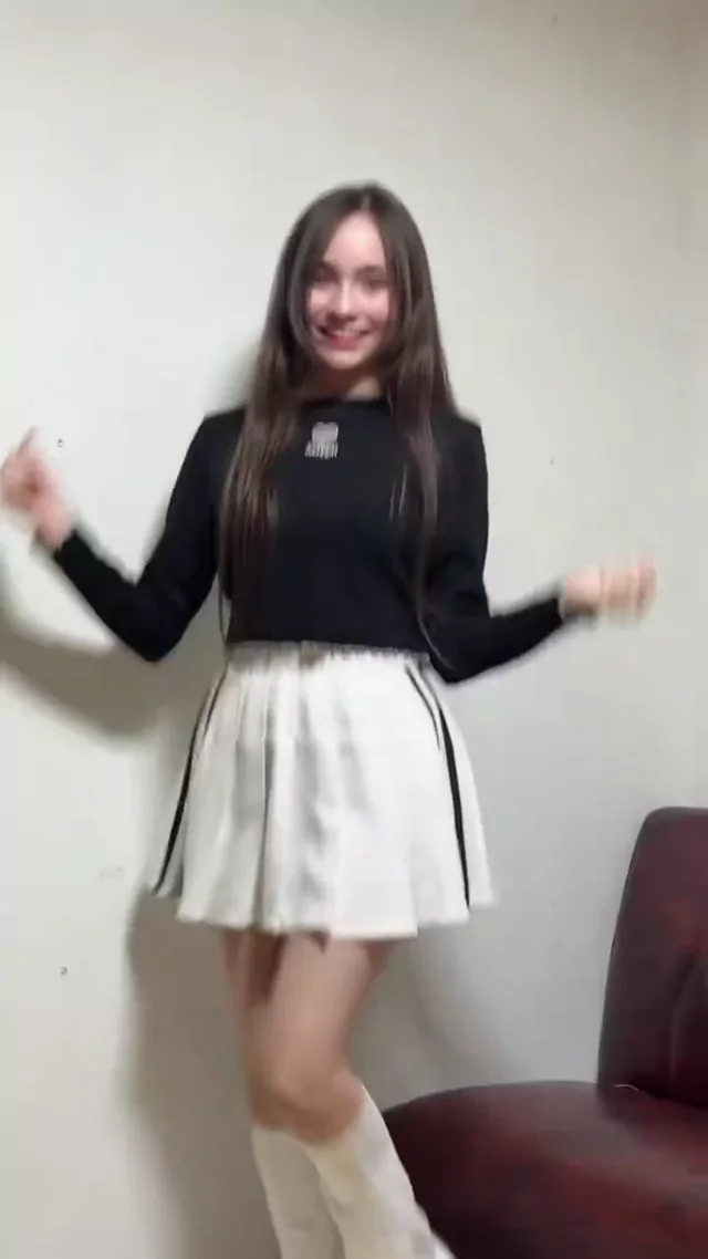 @Saara8888 女子大生 ハメ撮り 激シコ X動画 皆さんこんばんは また日付け変わってしまった(〃▽〃 シーン8