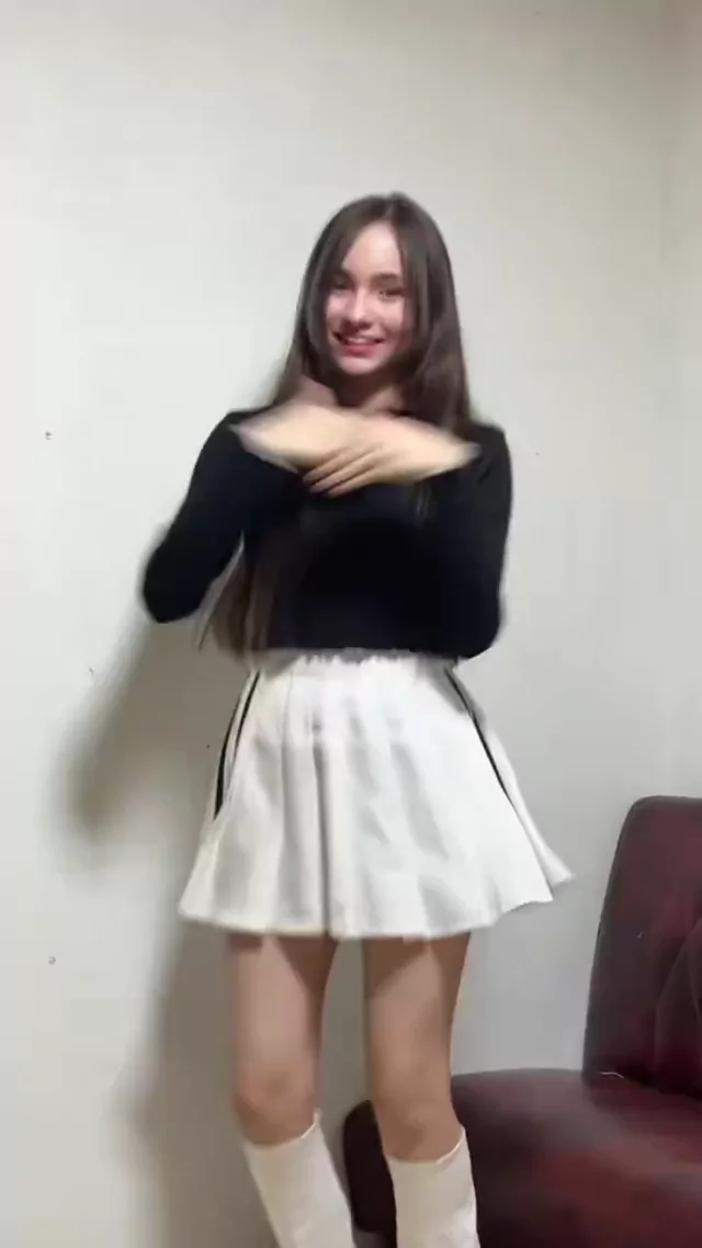 @Saara8888 女子大生 ハメ撮り 激シコ X動画 皆さんこんばんは また日付け変わってしまった(〃▽〃 シーン9