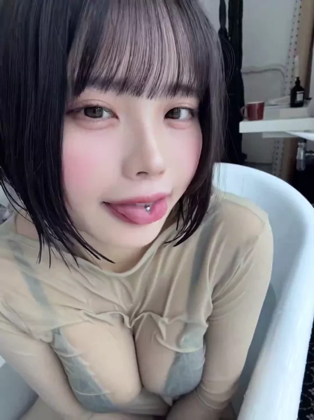 @poyodaifukuya パイパン 中出し 完全素人 SNS流出動画 @poyodaifukuya の投稿動画 シーン9