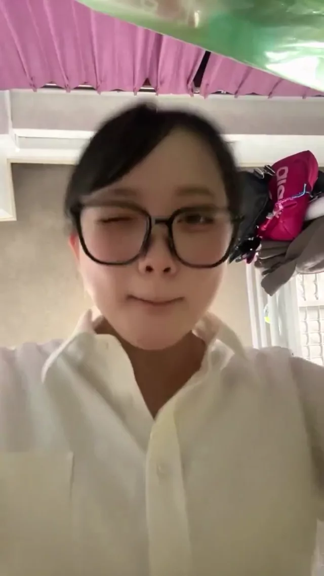 @AnaMiller14370 人妻 流出 高画質 裏アカ動画 「どんな気持ちで撮ってるのかだけ教えてほしい」と全国 シーン2