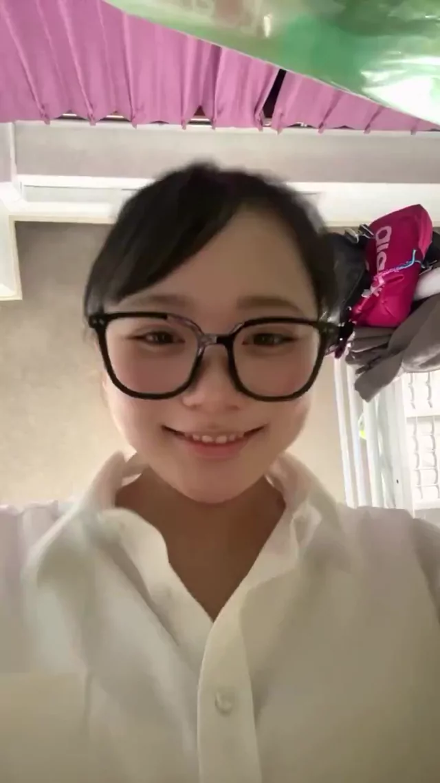 @AnaMiller14370 人妻 流出 高画質 裏アカ動画 「どんな気持ちで撮ってるのかだけ教えてほしい」と全国 シーン3
