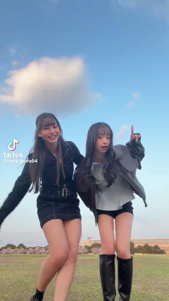 @3dpqv ギャル 流出 リアル 裏アカ動画 @3dpqv の投稿動画 シーン1