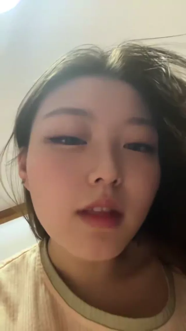 @i9euoh 美少女 フェラ 完全素人 X動画 亲你一口 シーン4