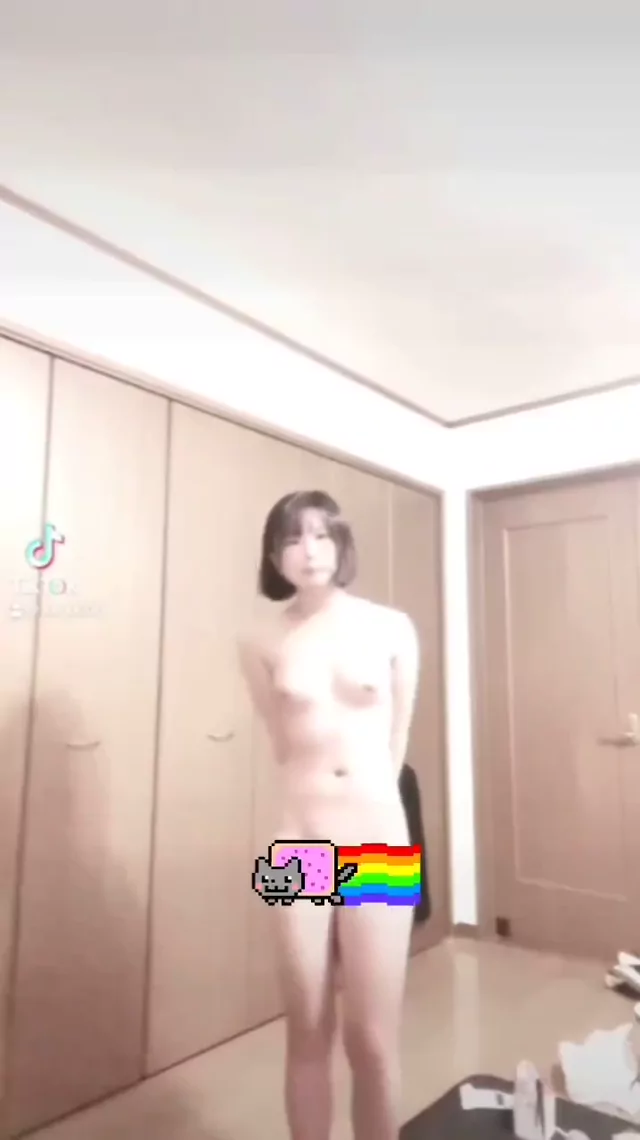 @yvvdh97343236 ギャル オナニー 神回 投稿エロ動画 @yvvdh97343236 の投稿動画 シーン2